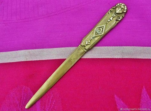Couteau ancien ouvre lettre